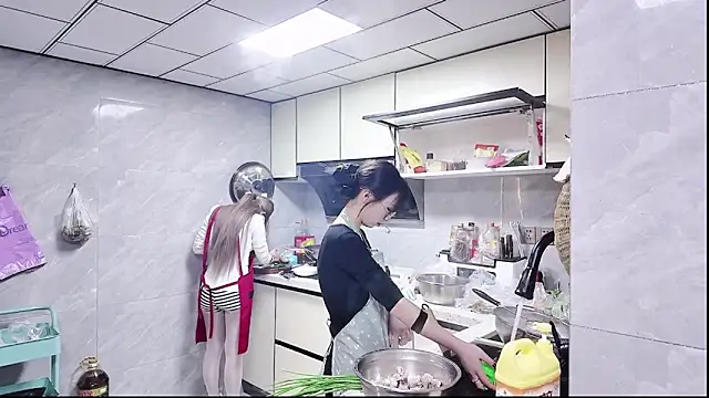 Snapshot of sc-stars01 chatting on 01/13/26, 08:19 sc-stars01 online show from 01/13/26, 08:19