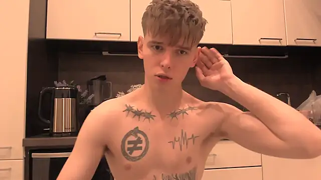 Fredd Xanders online show from 12/05/25, 03:26