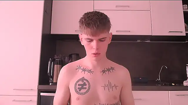 Snapshot of Fredd_Xanders chatting on 03/07/26, 11:07 Fredd Xanders online show from 03/07/26, 11:07