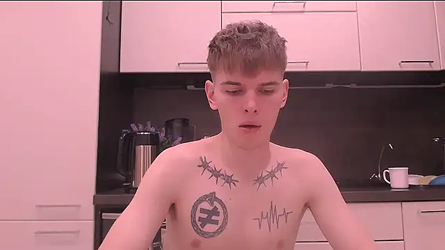 Snapshot of Fredd_Xanders chatting on 03/10/26, 05:51 Fredd Xanders online show from 03/10/26, 05:51