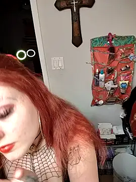 Snapshot of SpiderRose chatting on 02/22/26, 02:24 SpiderRose online show from 02/22/26, 02:24