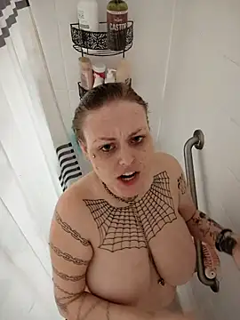 Snapshot of SpiderRose chatting on 02/23/26, 05:21 SpiderRose online show from 02/23/26, 05:21