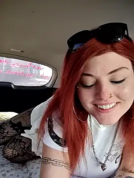 Snapshot of SpiderRose chatting on 03/03/26, 03:18 SpiderRose online show from 03/03/26, 03:18