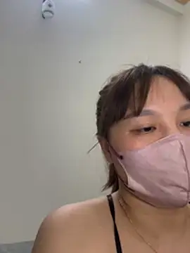 Snapshot of Hello_honey chatting on 06/25/26, 03:49 Hello honey online show from 06/25/26, 03:49