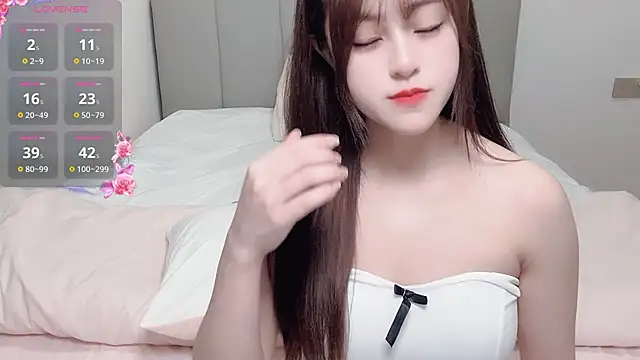 Snapshot of Unafaye chatting on 12/16/25, 07:24 Unafaye online show from 12/16/25, 07:24