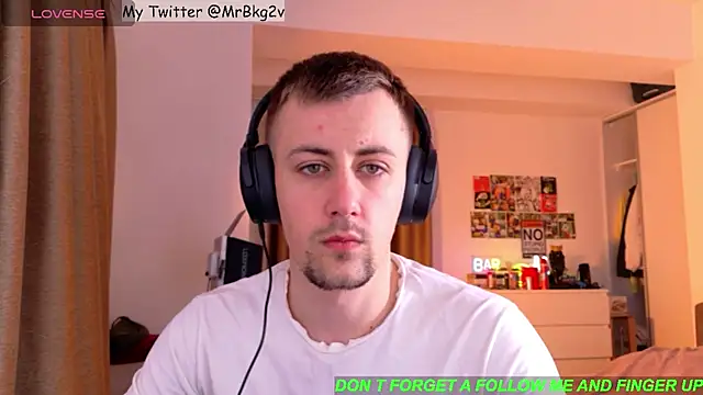 Snapshot of Brellisimo chatting on 06/04/26, 11:49 Brellisimo online show from 06/04/26, 11:49