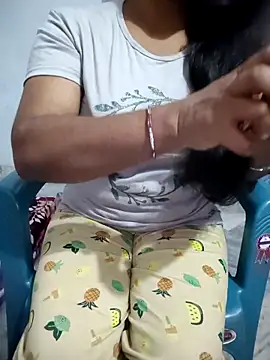 Snapshot of telugupravalli chatting on 01/06/26, 05:44 telugupravalli online show from 01/06/26, 05:44