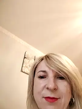 AhlyssaLove1155 online show from 05/05/26, 05:10