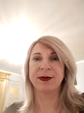 AhlyssaLove1155 online show from 05/09/26, 07:19