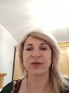 AhlyssaLove1155 online show from 06/17/26, 07:37