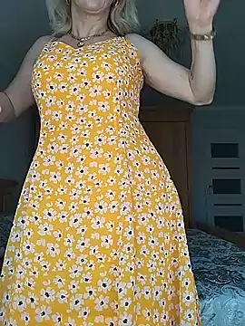 AhlyssaLove1155 online show from 06/21/26, 09:23