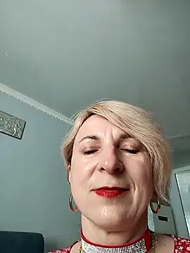 AhlyssaLove1155 online show from 06/24/26, 02:27