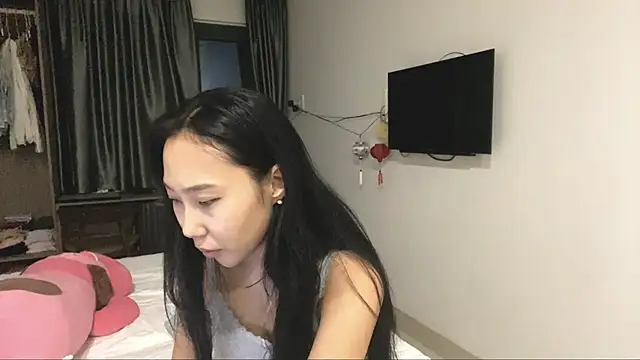 MarianelaLugar online show from 12/15/25, 01:15