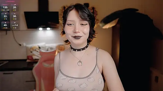 Nickari online show from 06/17/26, 05:32