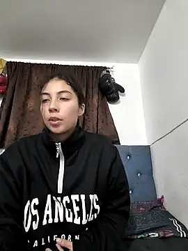 Mishelle-Brizo- online show from 12/16/25, 03:44