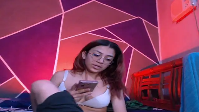 Snapshot of bellota_bunny chatting on 03/03/26, 08:37 bellota bunny online show from 03/03/26, 08:37