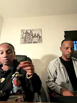 Snapshot of Dreadyyy chatting on 12/14/25, 01:11 Dreadyyy online show from 12/14/25, 01:11