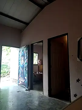 Charlott smi online show from 12/13/25, 07:53