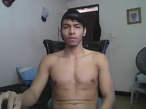 Snapshot of Patrick3_5556 chatting on 04/21/26, 01:17 Patrick3 5556 online show from 04/21/26, 01:17