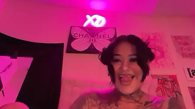 Snapshot of Itsonlyvirgo chatting on 02/20/26, 08:05 Itsonlyvirgo online show from 02/20/26, 08:05