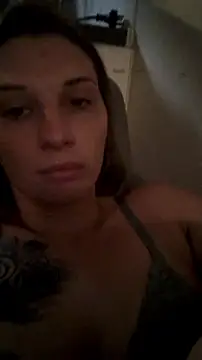 Snapshot of bodybabe chatting on 02/01/26, 06:01 bodybabe online show from 02/01/26, 06:01