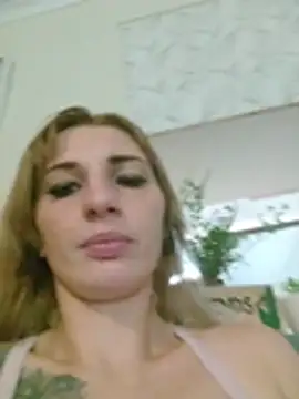 Snapshot of bodybabe chatting on 02/09/26, 12:14 bodybabe online show from 02/09/26, 12:14