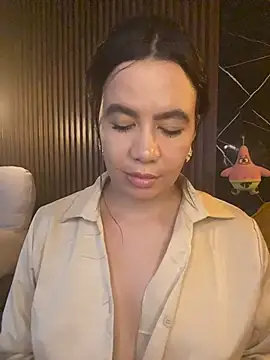 Snapshot of ValentinaEliot chatting on 02/03/26, 02:53 ValentinaEliot online show from 02/03/26, 02:53