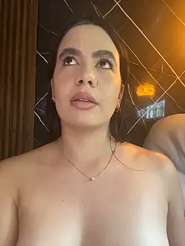 Snapshot of ValentinaEliot chatting on 03/04/26, 07:31 ValentinaEliot online show from 03/04/26, 07:31