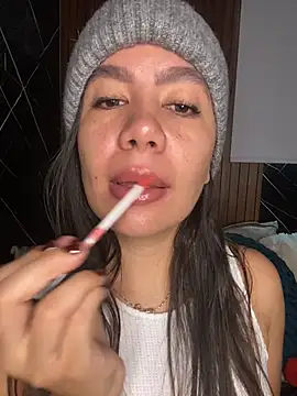 Snapshot of ValentinaEliot chatting on 04/01/26, 12:28 ValentinaEliot online show from 04/01/26, 12:28