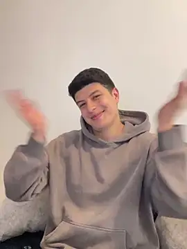 Goldenknight33 online show from 03/08/26, 08:56