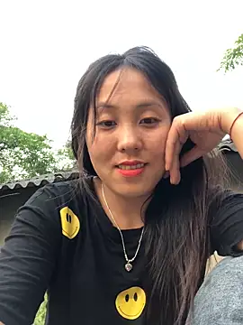 Snapshot of bae-asian chatting on 04/13/26, 10:43 bae-asian online show from 04/13/26, 10:43