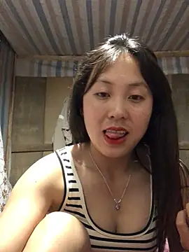 Snapshot of bae-asian chatting on 04/13/26, 10:48 bae-asian online show from 04/13/26, 10:48