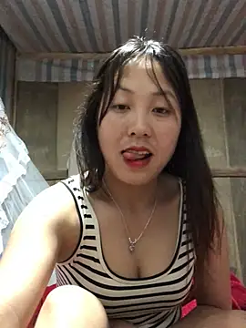 Snapshot of bae-asian chatting on 04/16/26, 10:23 bae-asian online show from 04/16/26, 10:23