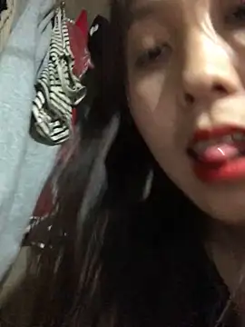 Snapshot of bae-asian chatting on 04/26/26, 10:24 bae-asian online show from 04/26/26, 10:24