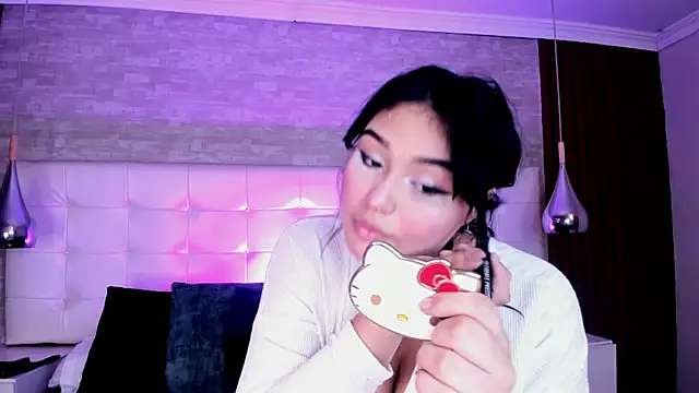 NaomySakura online show from 05/03/26, 10:38