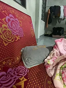 Snapshot of DucMinh_2k chatting on 02/26/26, 12:15 DucMinh 2k online show from 02/26/26, 12:15