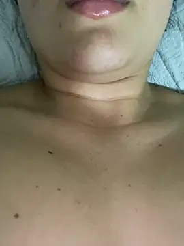 Lunynh online show from 03/21/26, 04:54