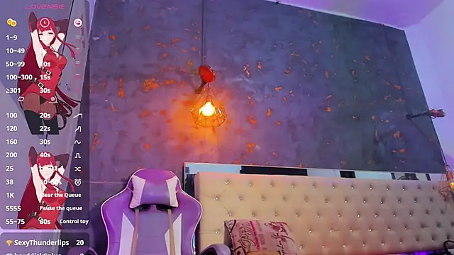 Snapshot of Aliice_james chatting on 02/18/26, 12:01 Aliice james online show from 02/18/26, 12:01