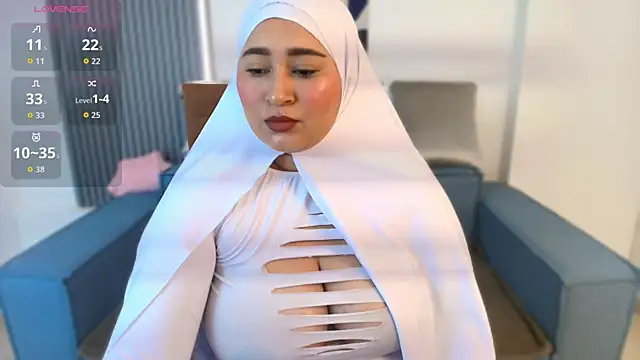 Snapshot of Zalma_eva chatting on 12/21/25, 10:55 Zalma eva online show from 12/21/25, 10:55