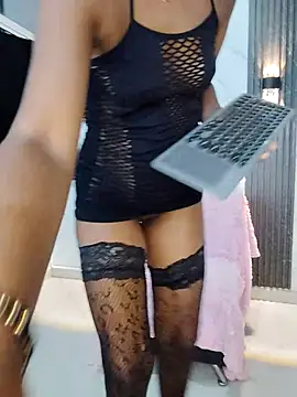 Snapshot of CaramelDesire chatting on 04/08/26, 12:54 CaramelDesire online show from 04/08/26, 12:54
