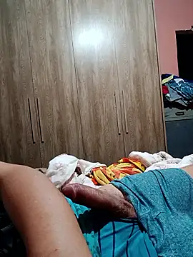 Snapshot of AVALIAminhaPika chatting on 02/25/26, 01:37 AVALIAminhaPika online show from 02/25/26, 01:37