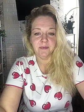 JenniferCarmen online show from 04/29/26, 02:15