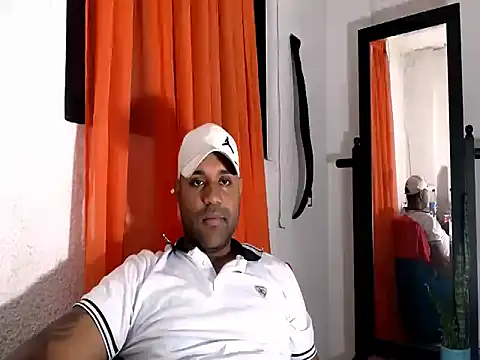 Snapshot of 420_NigaaRealFLV chatting on 06/18/26, 11:20 420 NigaaRealFLV online show from 06/18/26, 11:20