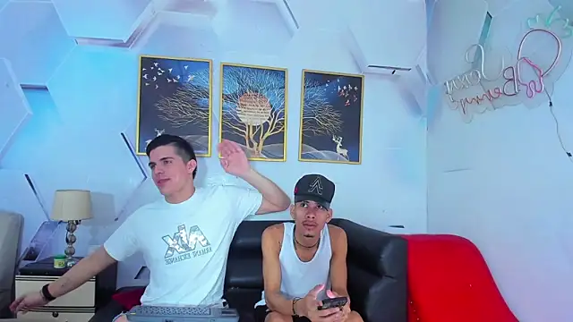 Alex jeins at online show from 02/27/26, 02:39