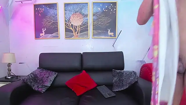 Alex jeins at online show from 03/14/26, 02:22