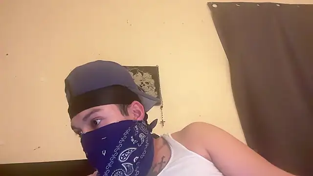 Snapshot of angelblanco chatting on 01/16/26, 02:15 angelblanco online show from 01/16/26, 02:15