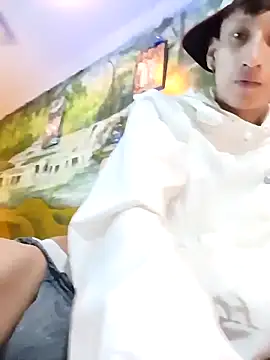 Snapshot of Disey888 chatting on 12/14/25, 01:00 Disey888 online show from 12/14/25, 01:00