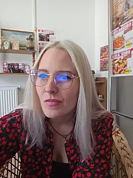 ChristinaWheeled11 online show from 06/24/26, 08:57