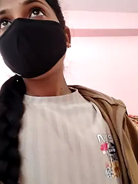 vivi sexe online show from 01/07/26, 07:44