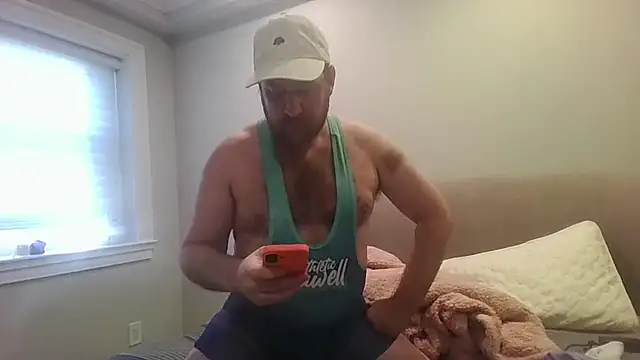 Snapshot of BeefyNcloudy chatting on 03/28/26, 08:30 BeefyNcloudy online show from 03/28/26, 08:30